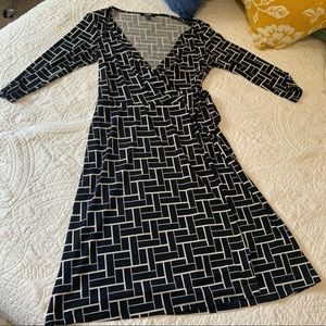 Chaps Black and White Geometric Faux Wrap Dress - Size M